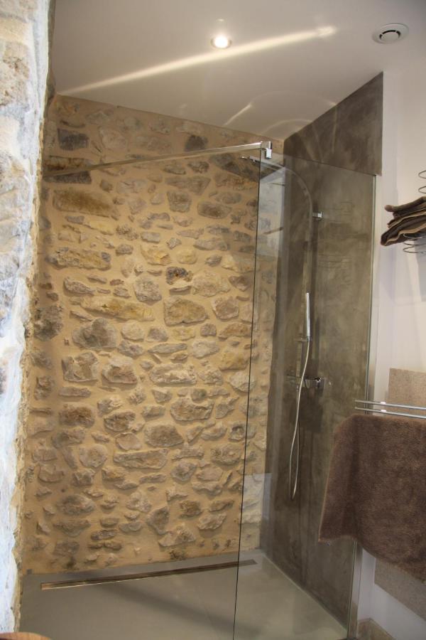 Le Mas De La Coste Saint-Sauveur-de-Cruzière Exteriör bild